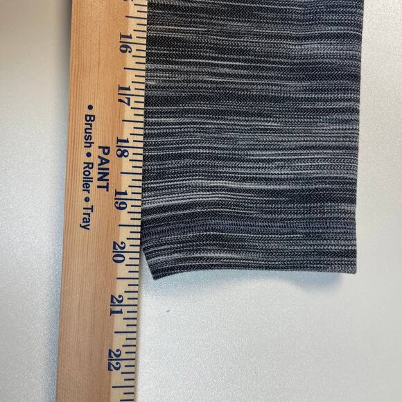 Lululemon Align High‎ Rise Crop Leggings 21" Cross Waist Size 2 - Picture 10 of 10